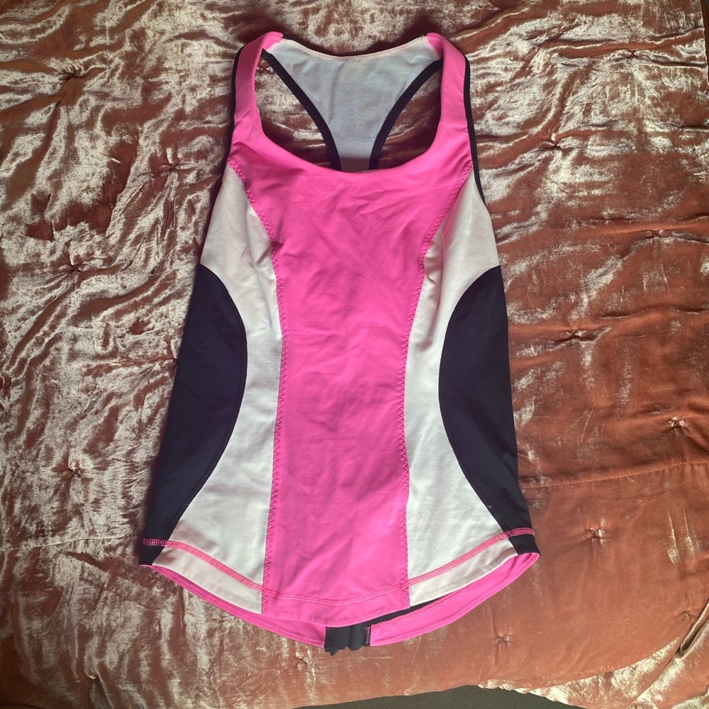 LULULEMON TANK TOP!!